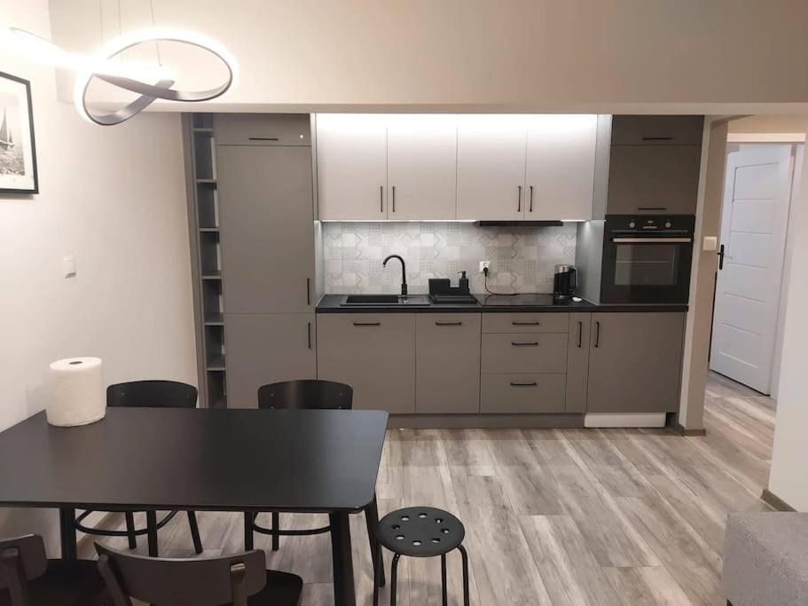 Uroczy Apartament W Scislym Centrum Gizycka Giżycko Buitenkant foto